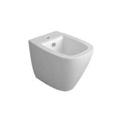 Sanitari Simas serie JUNIPER filo muro: vaso carenato con scarico GREEN VERTIGO, sedile soft-close , bidet.