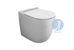 Sanitari Simas serie VIGNONI filo muro con scarico traslato: vaso, sedile soft-close, bidet.